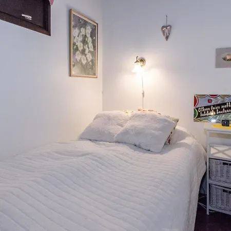 Saeaestoeloma 5 C 10 By Bomba By Interhome *